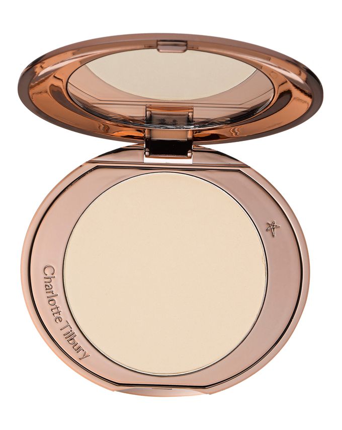 charlotte tilbury airbrush flawless foundation