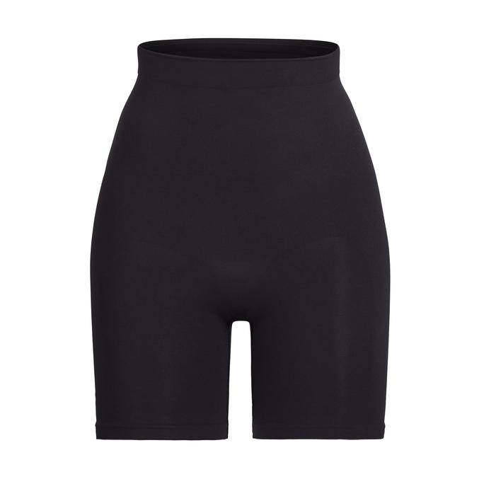 SKIMS Sculpting Short Mid Thigh - Onyx - Muse Beauty